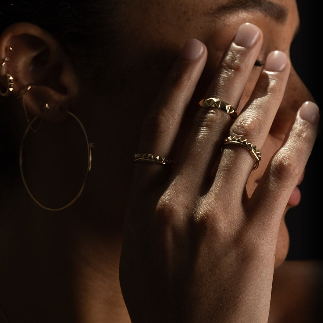 Bent Pyramid 4mm Ring