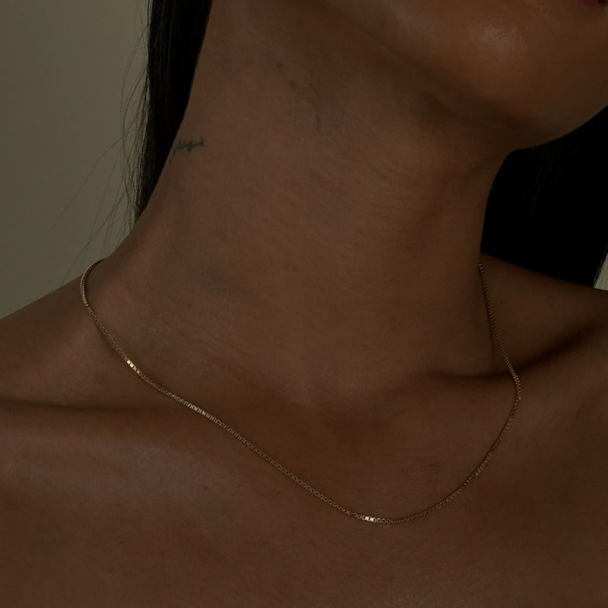 14K Hamilton Minimal Necklace